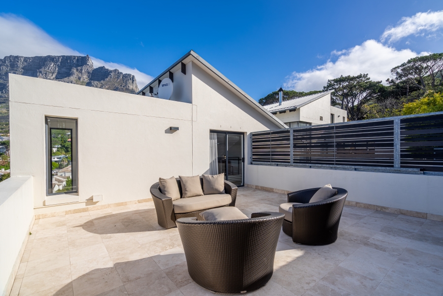 3 Bedroom Property for Sale in Higgovale Western Cape